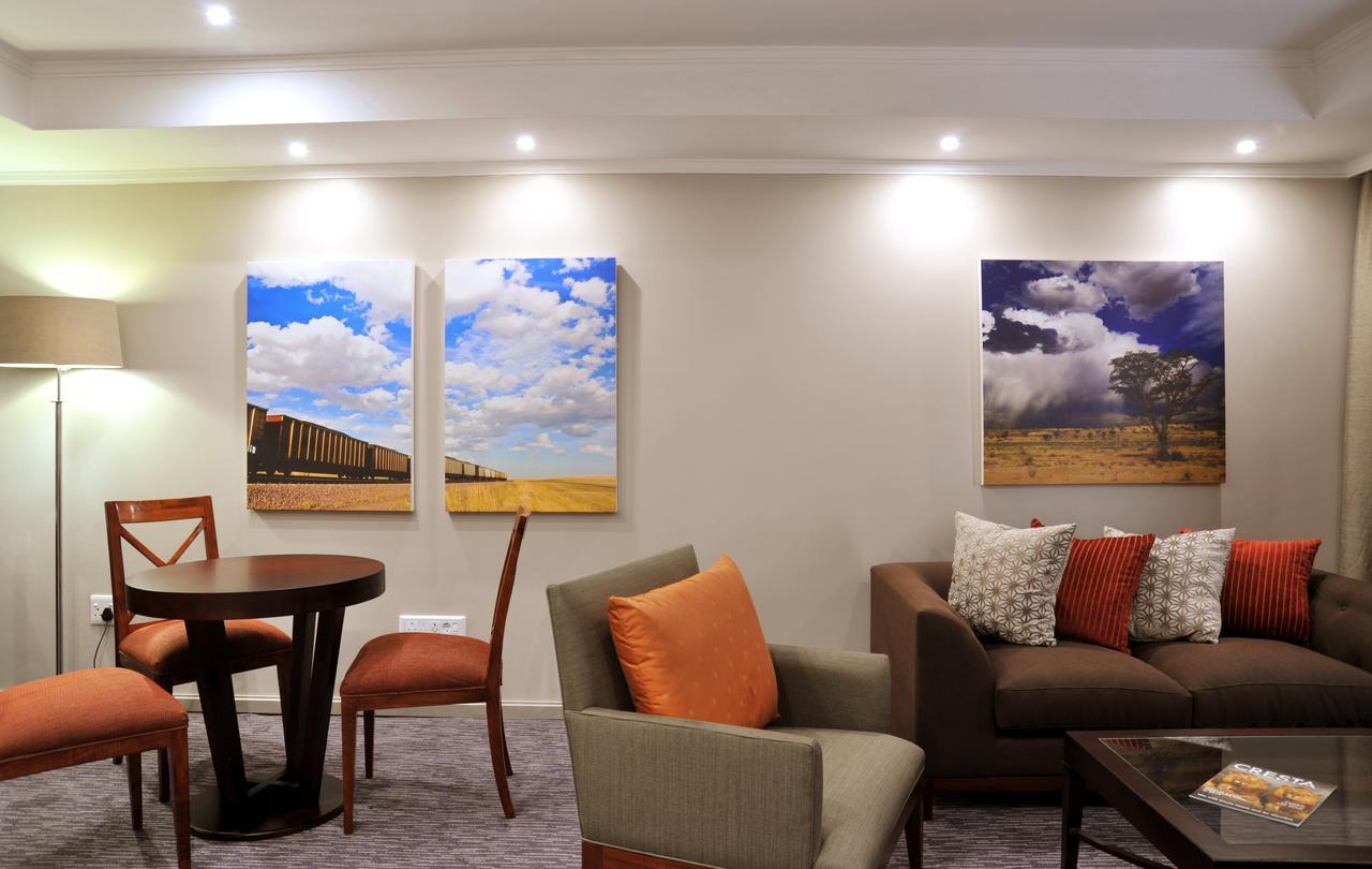 Cresta Mahalapye Hotel Exterior photo